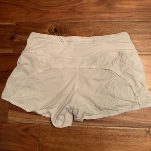 Women’s Lululemon White Speed Up short